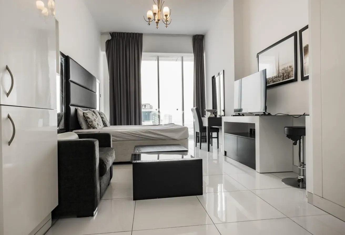 Multiple Cheques | Fully Furnished | High Floor