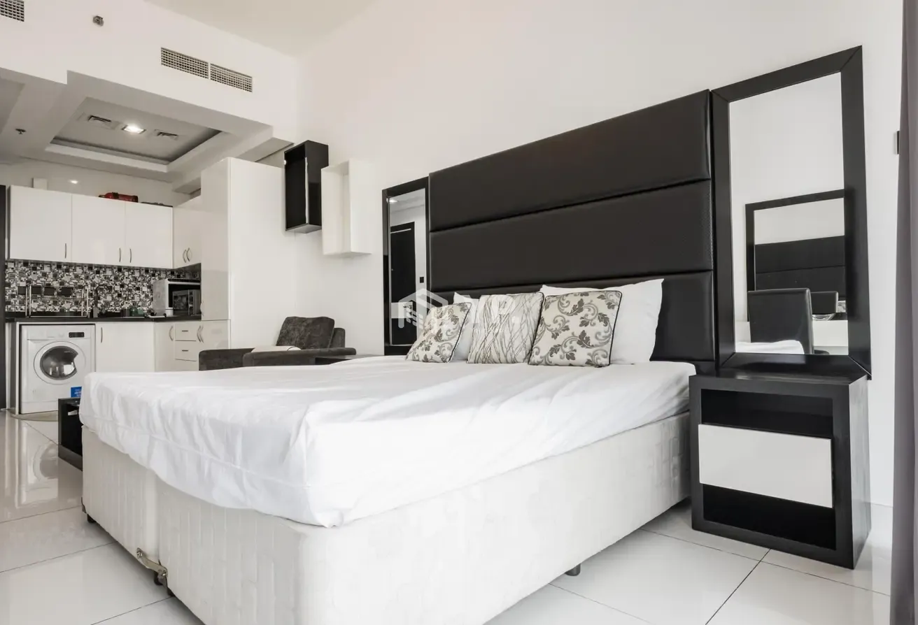 Multiple Cheques | Fully Furnished | High Floor