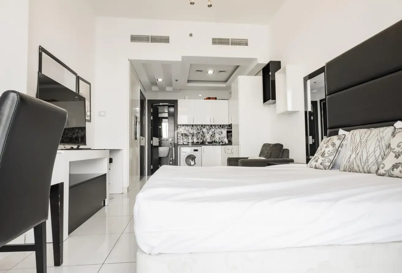 Multiple Cheques | Fully Furnished | High Floor
