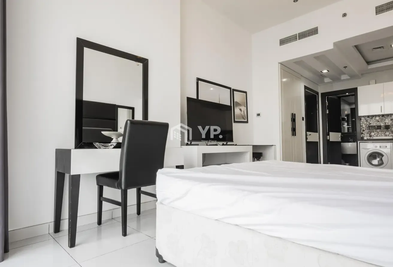 Multiple Cheques | Fully Furnished | High Floor