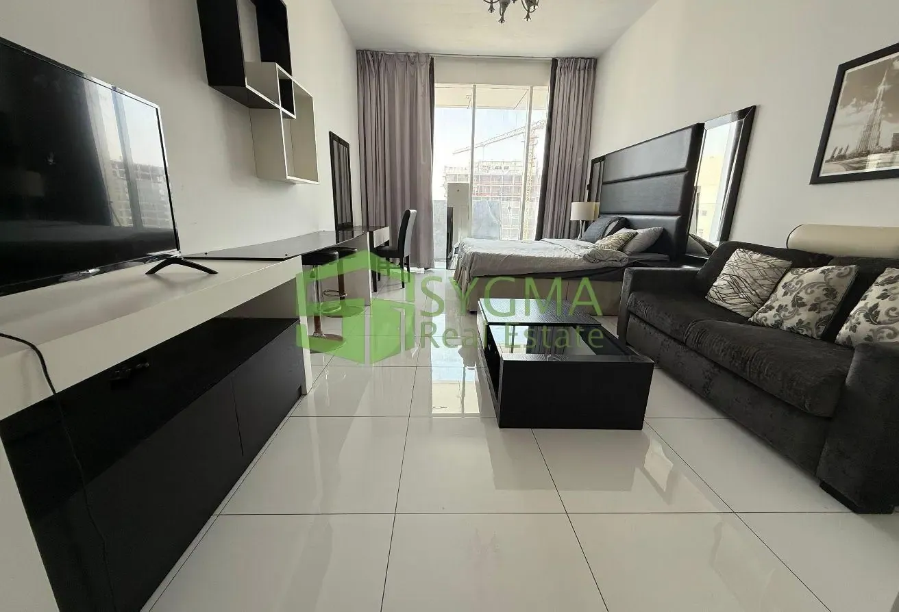 MULTIPLE OPTIONS AVAILABLE | BIG LAYOUT | SPACIOUS