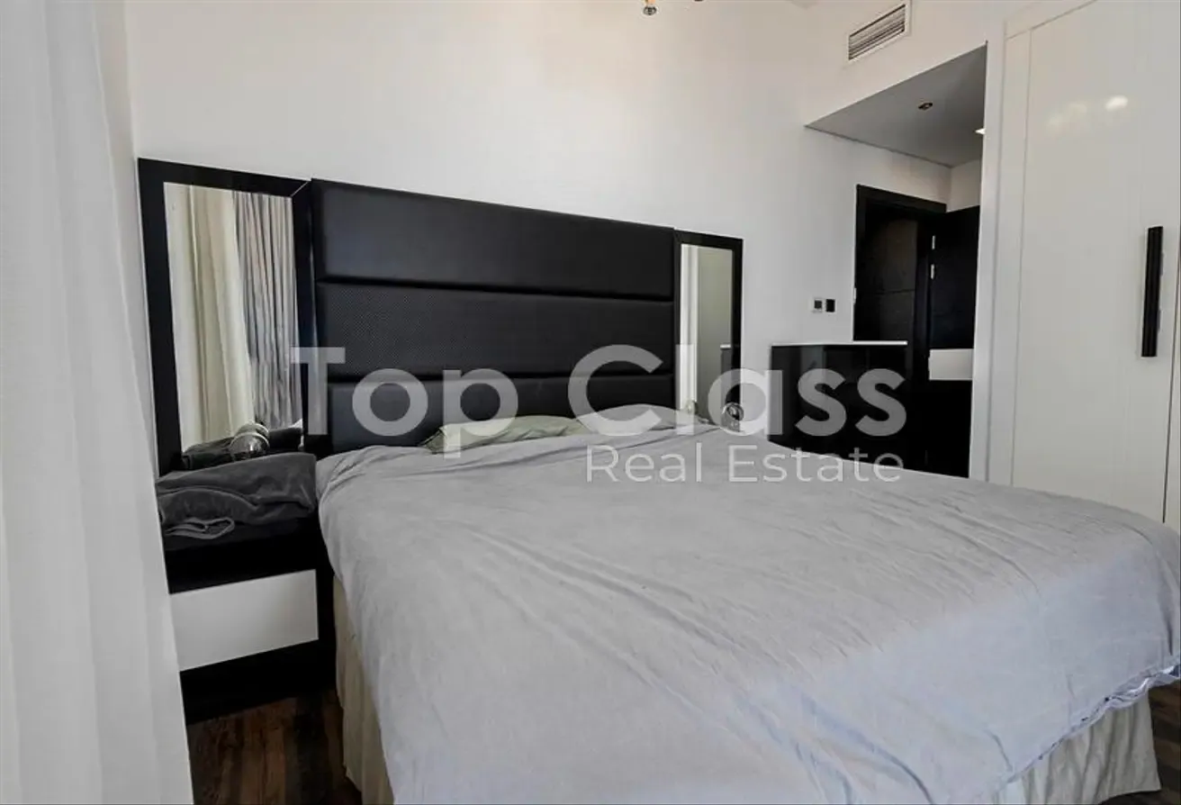 Fully Furnished |Upgraded 1BR | Ready to Move In