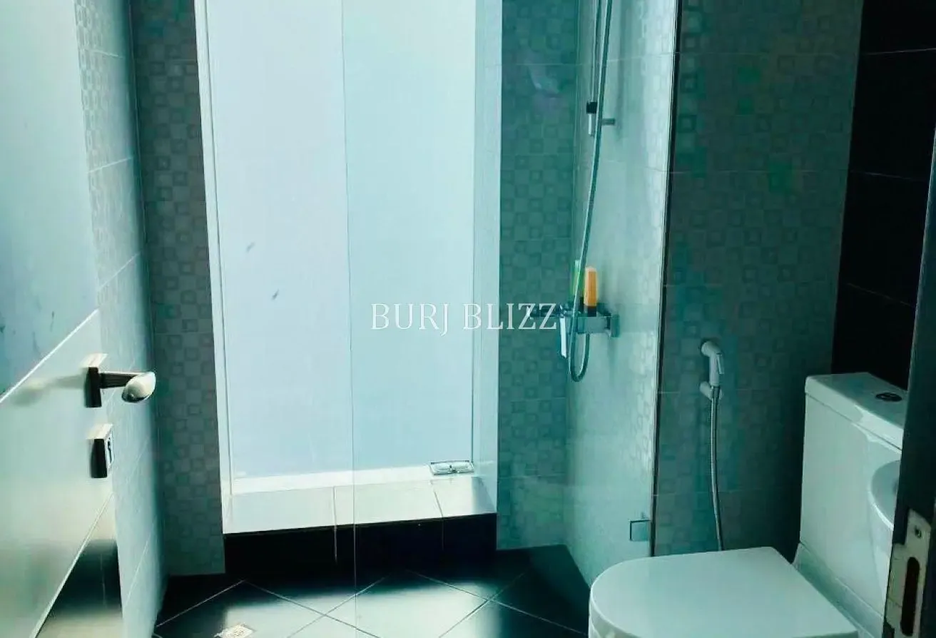Spacious and Bright |High Floor |Prime Sports City