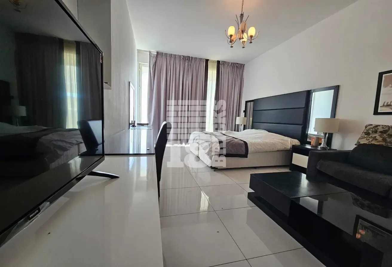 Furnished + Balcony | Golf Course View | Vacant