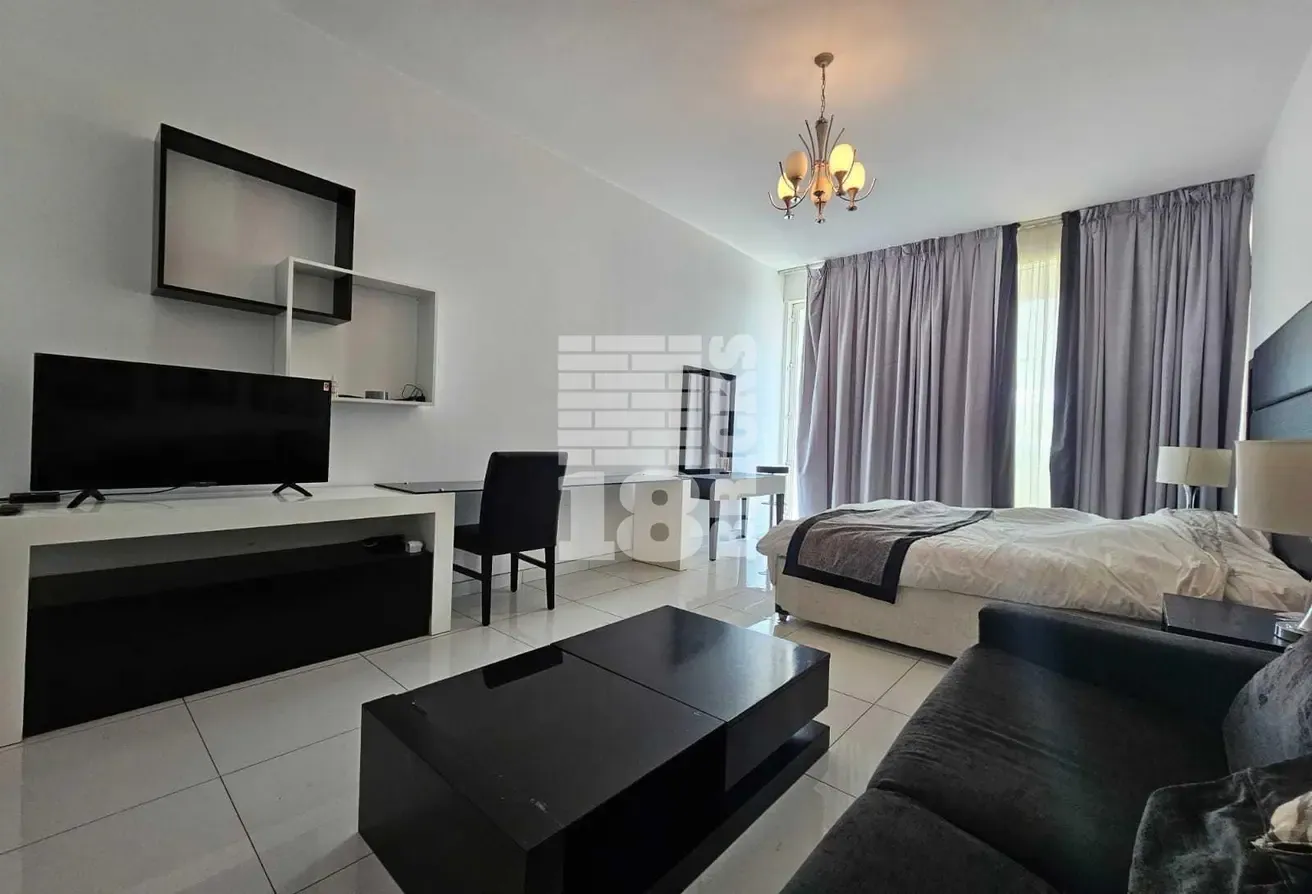 Furnished + Balcony | Golf Course View | Vacant