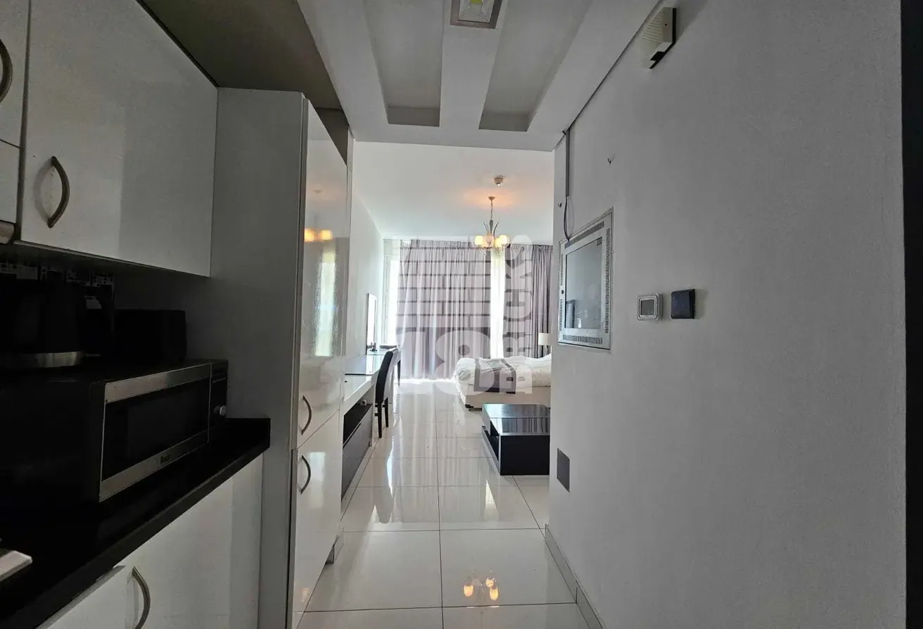 Furnished + Balcony | Golf Course View | Vacant