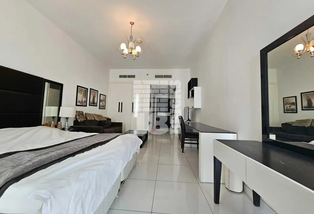 Furnished + Balcony | Golf Course View | Vacant