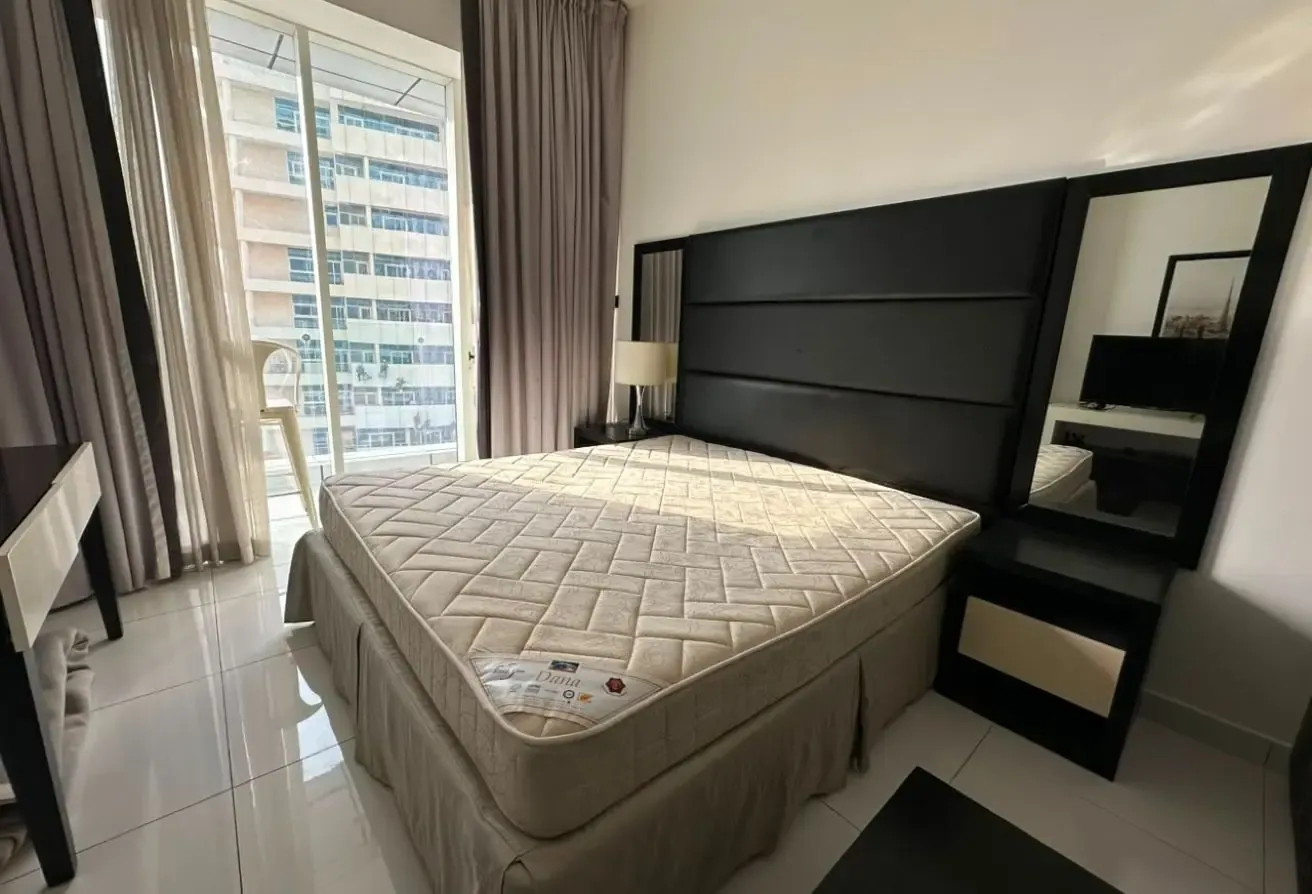 MODERN STUDIO | READY TO MOVE IN | FURNISHED