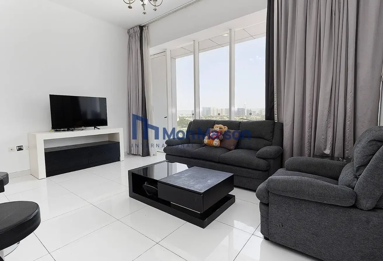 Fully Furnished | Near Bus Stop | Well Maintained