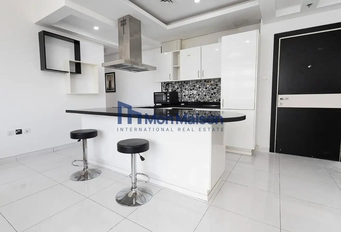 Fully Furnished | Near Bus Stop | Well Maintained