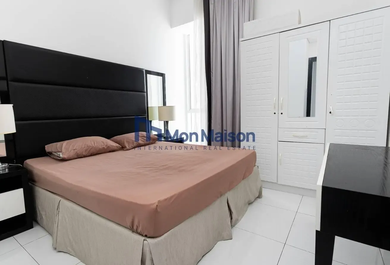 Fully Furnished | Near Bus Stop | Well Maintained