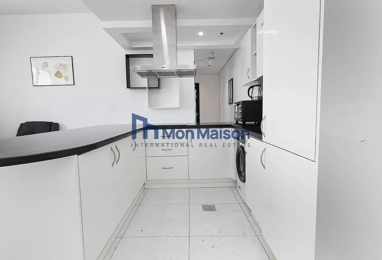 Fully Furnished | Near Bus Stop | Well Maintained