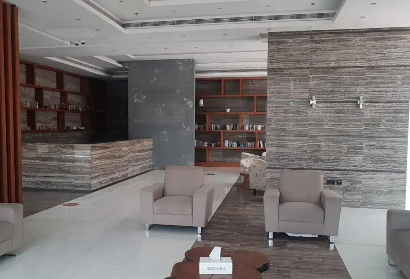 Fully Furnished | Spacious Layout | 4 cheques
