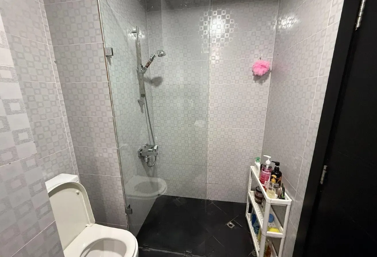 FULLY FURNISHED STUDIO AT HIGHEST FLOOR FOR RENT