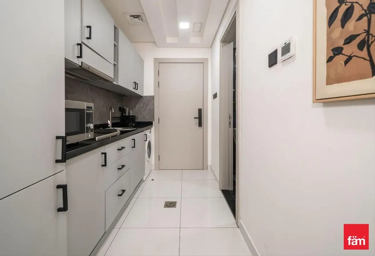 Upgraded Studio | Brand New Furnishing | Golf View