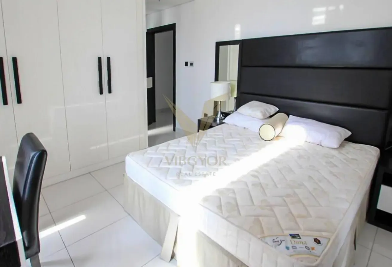 Golf View Furnished 2BR | Best Building