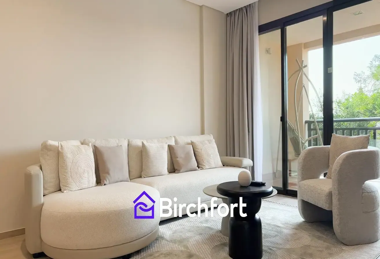 LAGOON VIEW | UPGRADED | FULLY FURNISHED