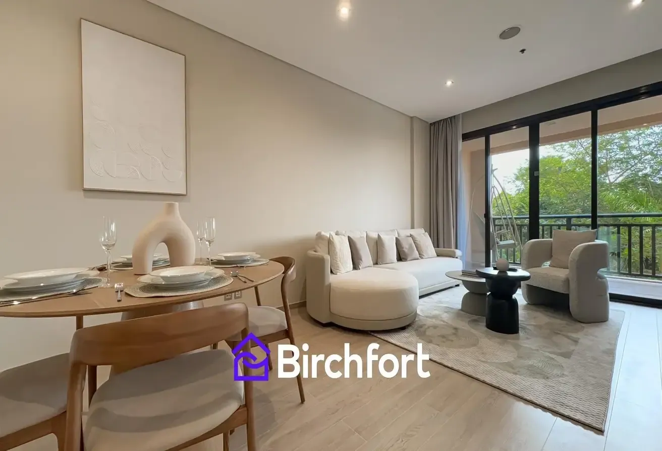 LAGOON VIEW | UPGRADED | FULLY FURNISHED