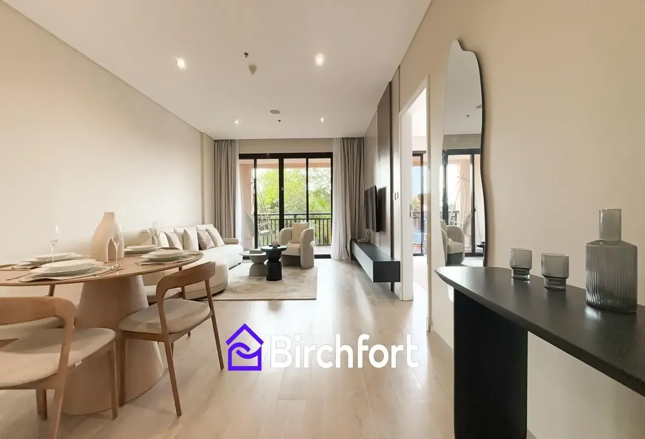 LAGOON VIEW | UPGRADED | FULLY FURNISHED