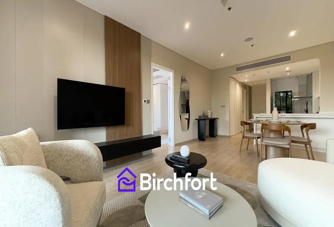LAGOON VIEW | UPGRADED | FULLY FURNISHED