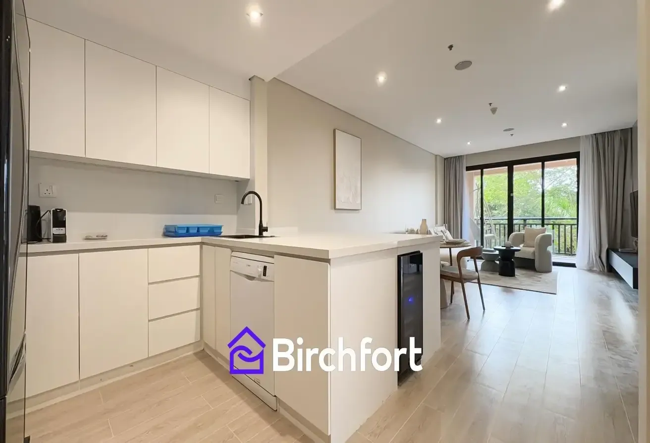 LAGOON VIEW | UPGRADED | FULLY FURNISHED