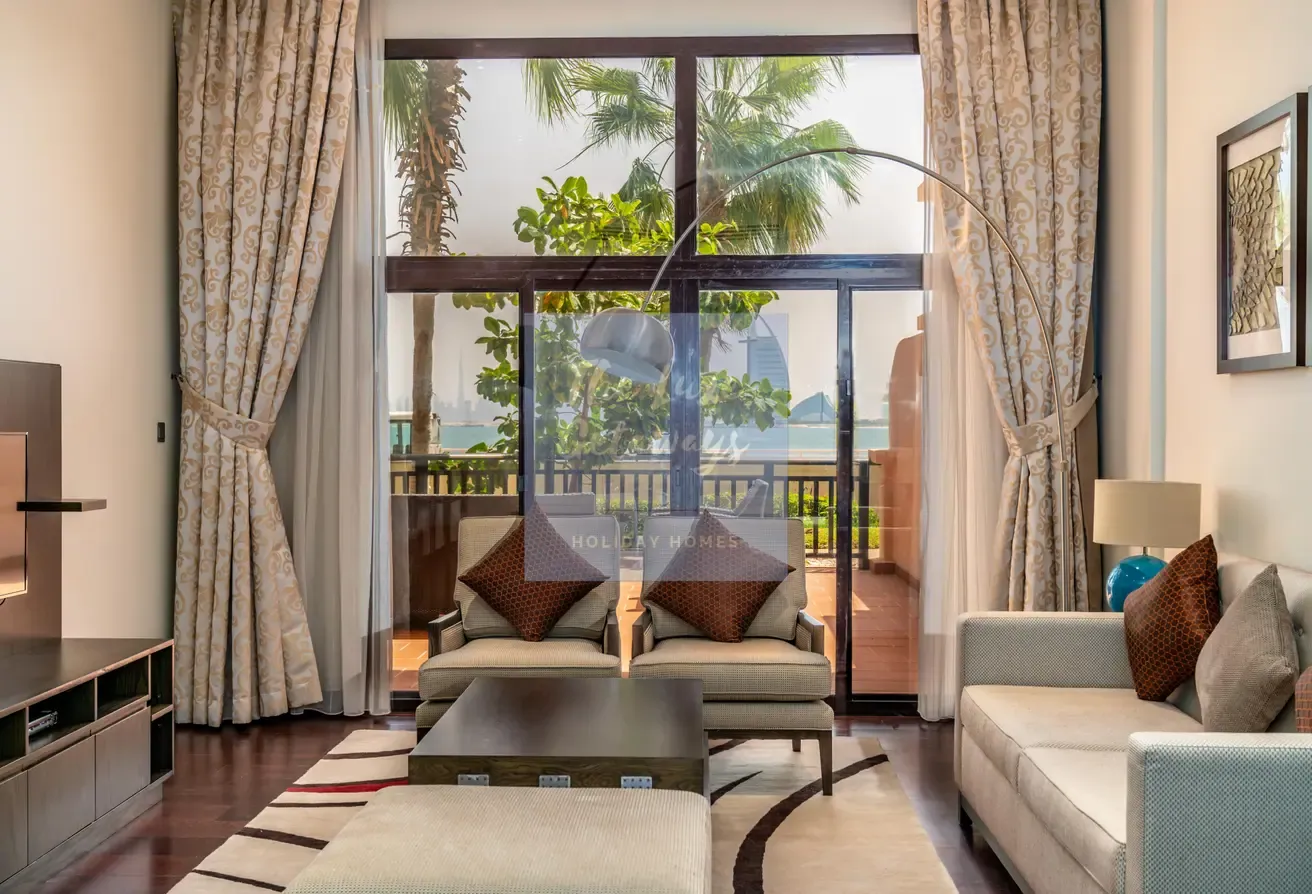 PRIME LOCATION | FULL SEAVIEW | HUGE TERRACE