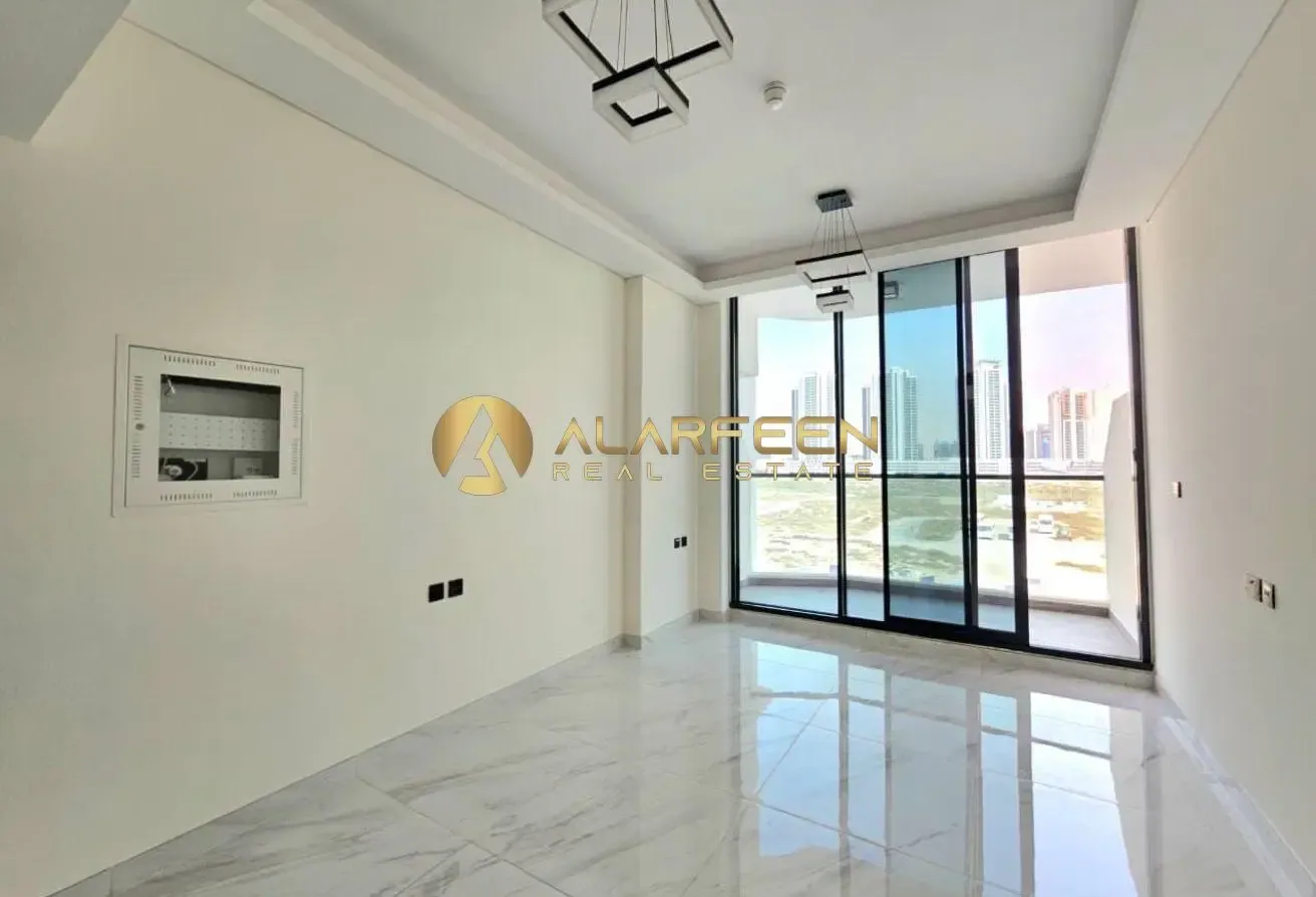 Studio Brand New | Pool View | Ready To Move