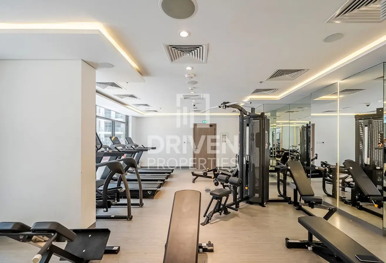 Bright Unit | Fully Furnished | Ready to move in