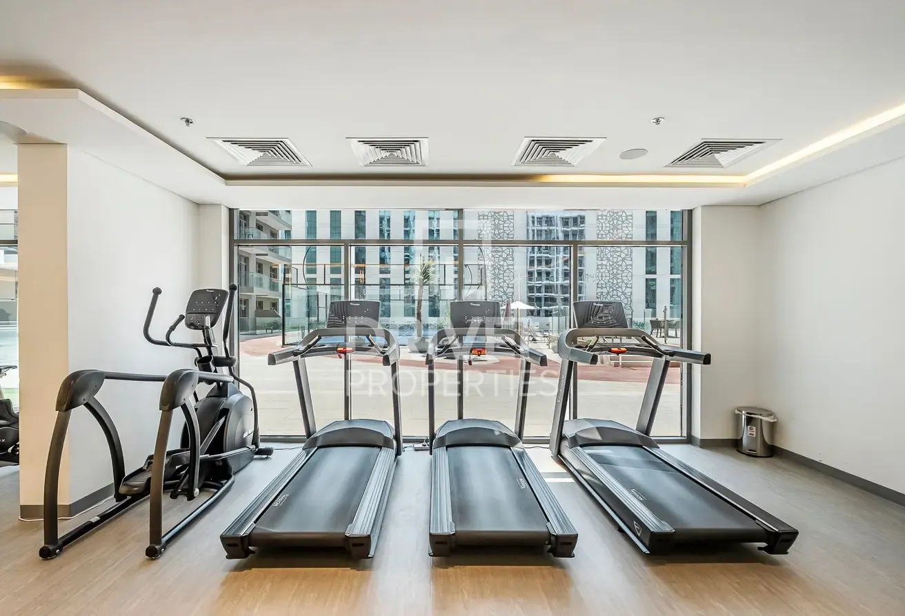 Bright Unit | Fully Furnished | Ready to move in