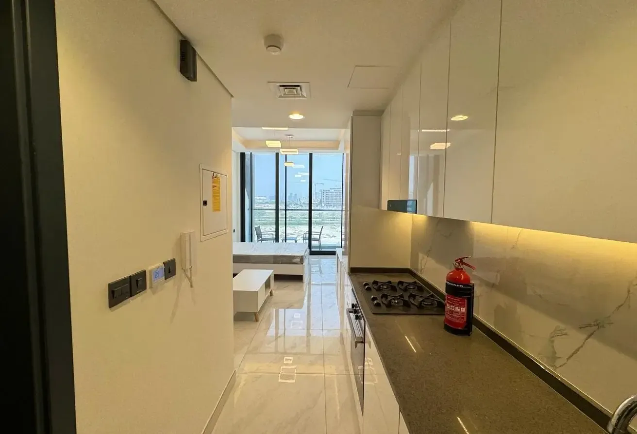 FULLY FURNISHED STUDIO| AVAILABLE 4 SEP| HOT DEAL|