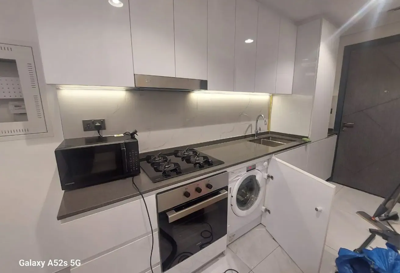 LUXURY FURNISHED STUDIO-AMAZING POOL VIEW-VACANT