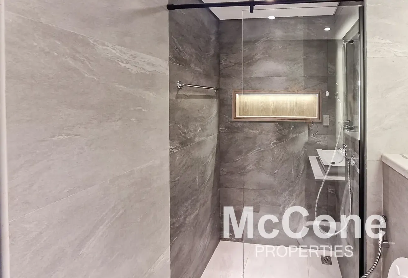 Modern | Pool View | Sleek Finishes