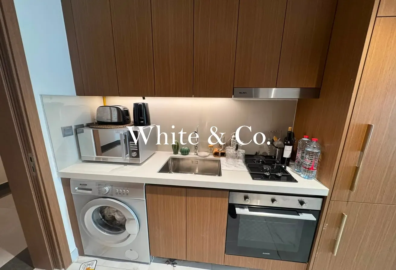 Fully Furnished | High Floor | Pool View