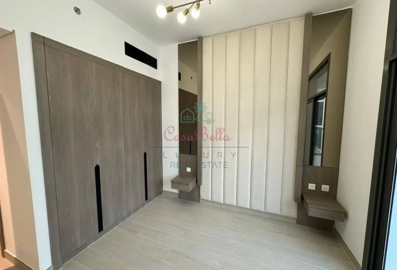 Ready to Move-in | Pool View | Spacious Balcony