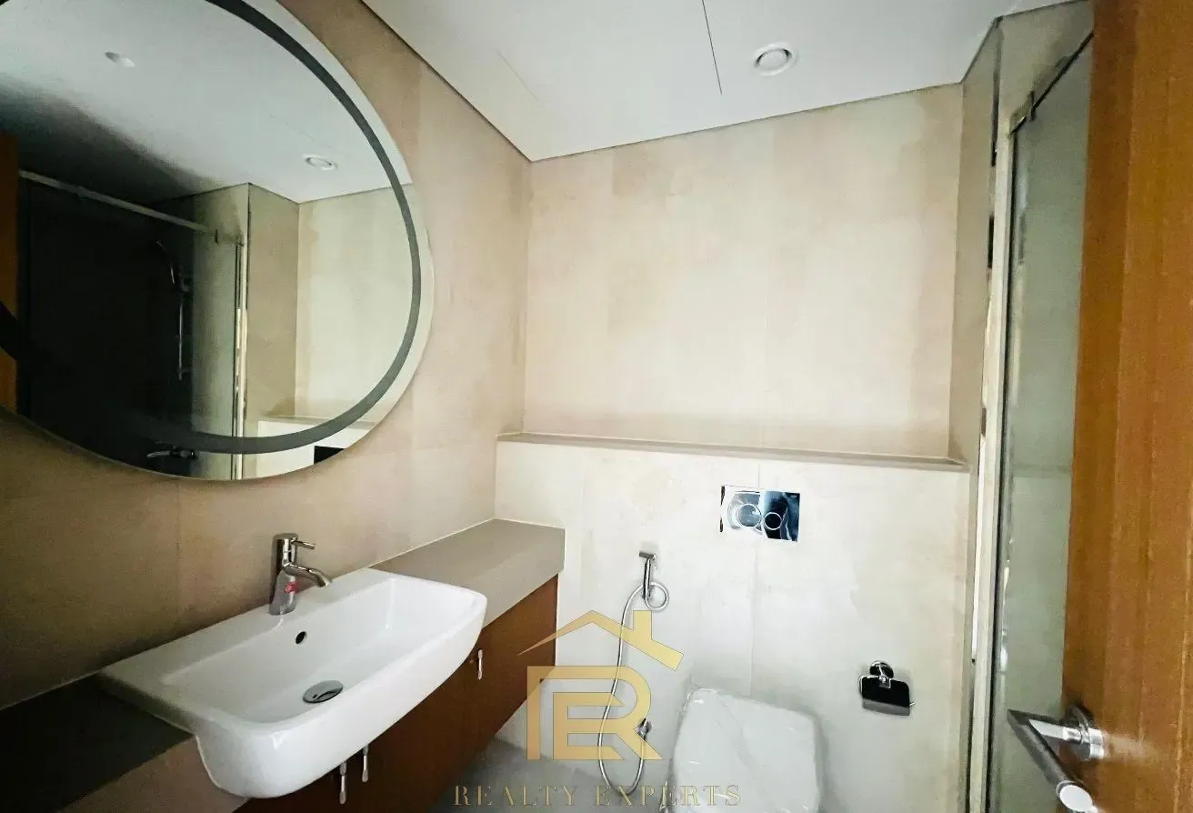 MODERN STUDIO | PRIME LOCATION | GREAT AMENITIES