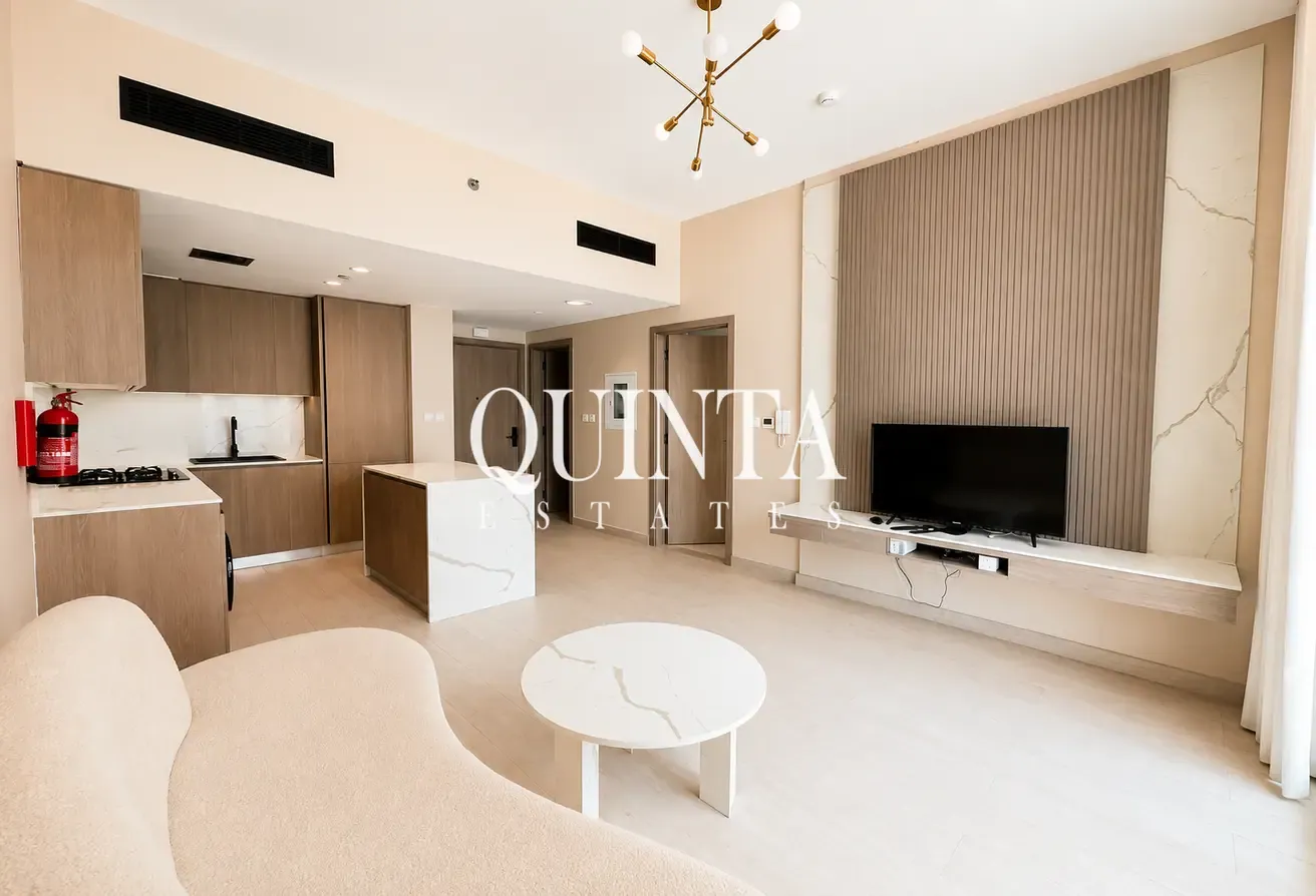 Furnished | Pool View | Vacant | Flexible Cheques
