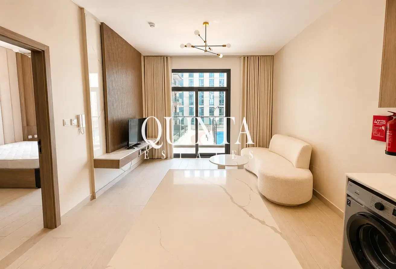 Furnished | Pool View | Vacant | Flexible Cheques