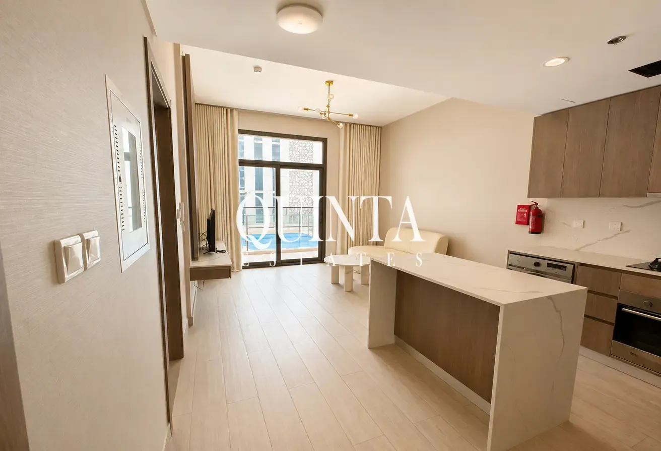 Furnished | Pool View | Vacant | Flexible Cheques