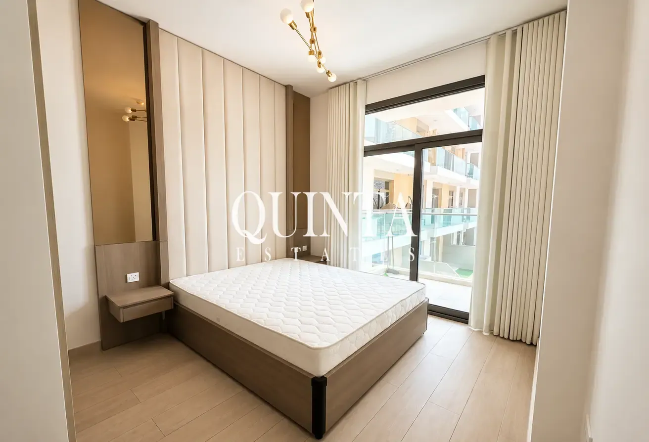 Furnished | Pool View | Vacant | Flexible Cheques
