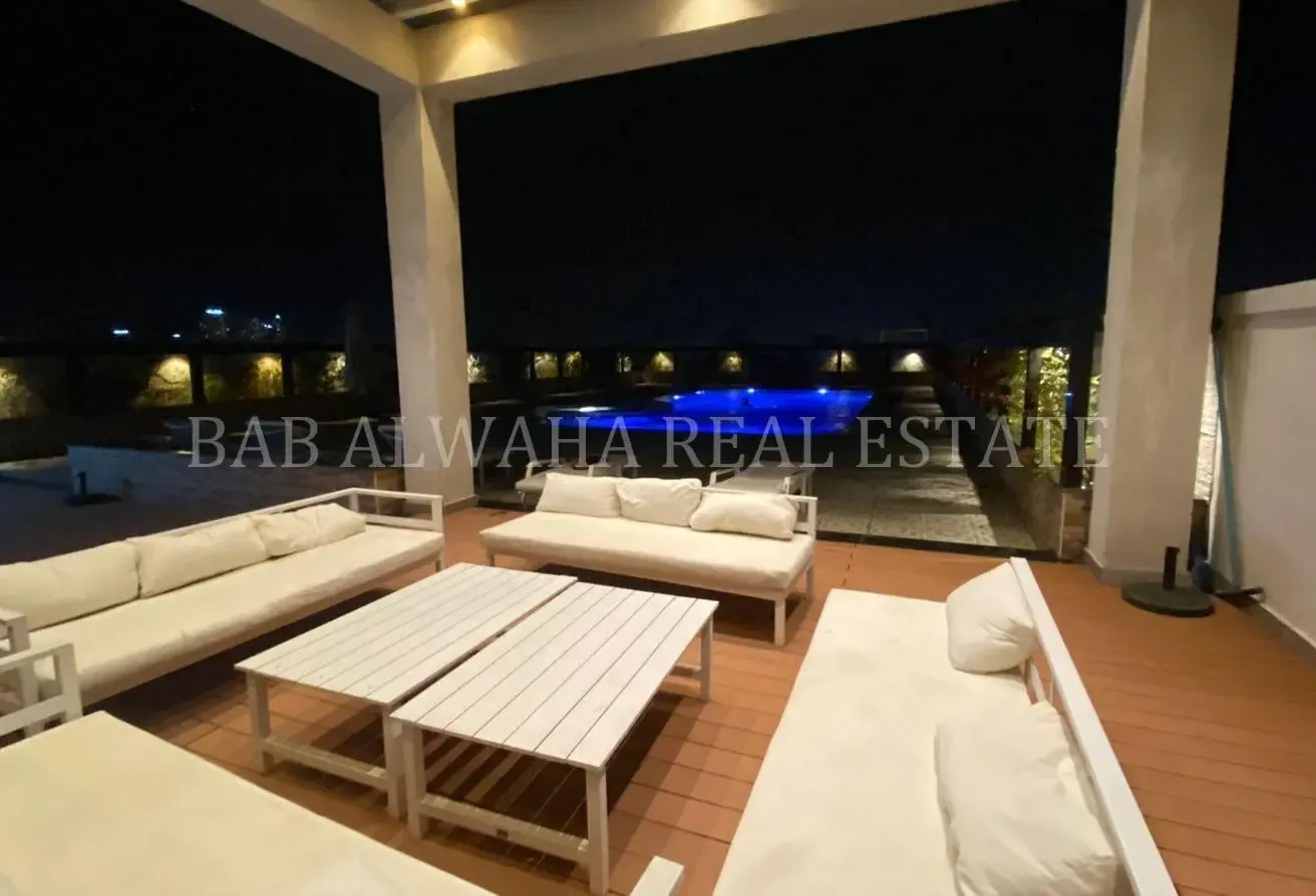 Specious Bright 1 B/R with Balcony + Store