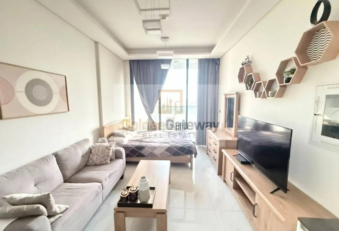 1 Month Free | Luxury Furnished I Move In Now |