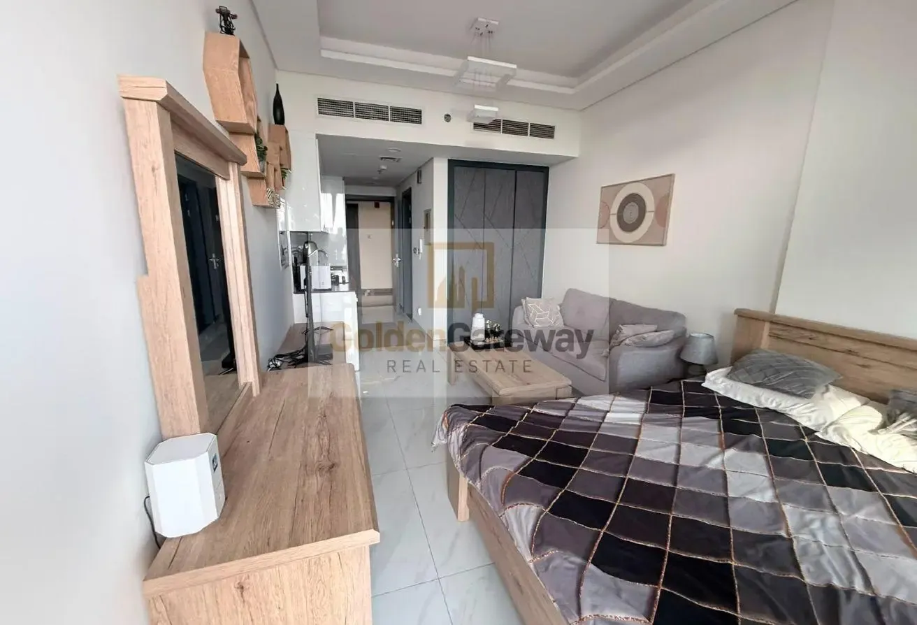 1 Month Free | Luxury Furnished I Move In Now |
