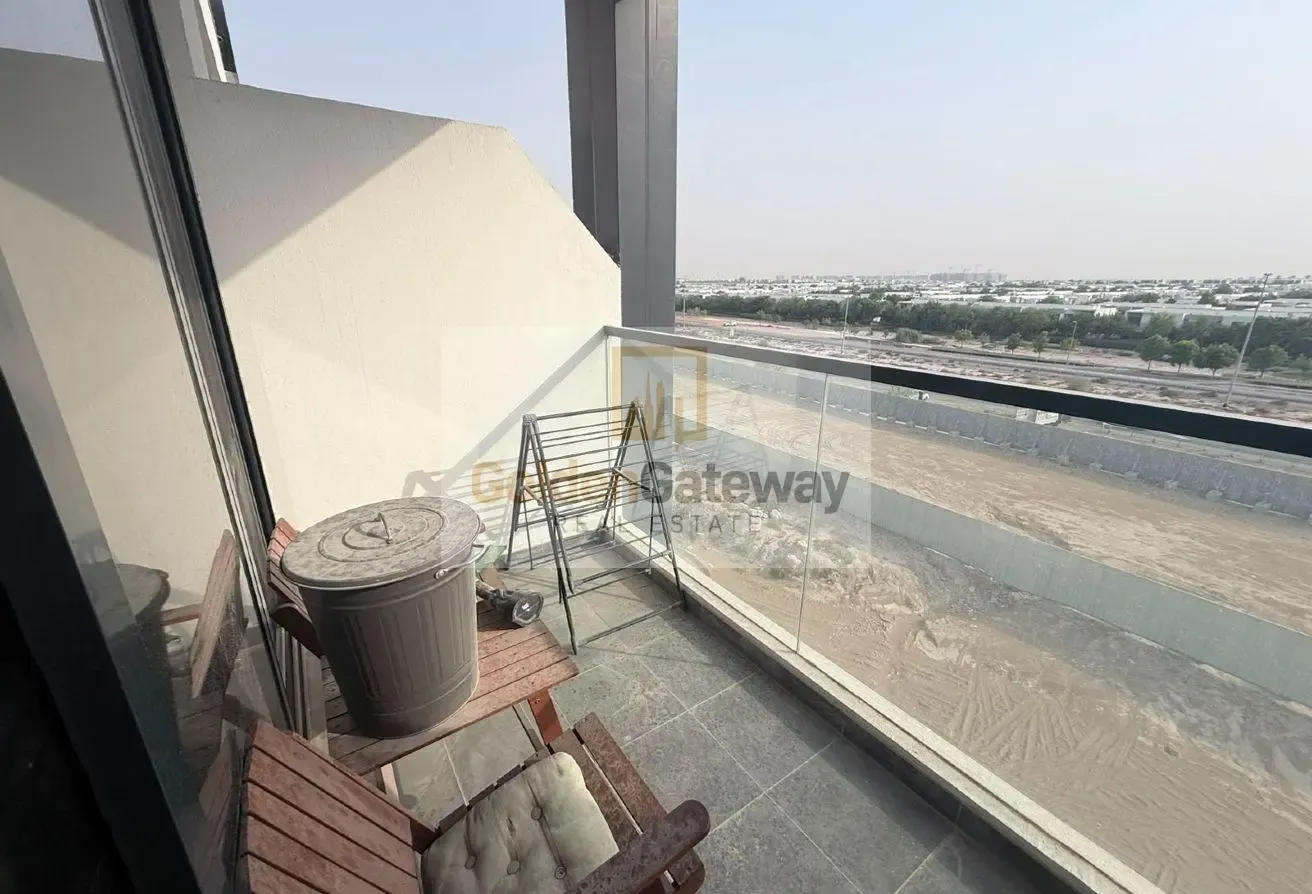 1 Month Free | Luxury Furnished I Move In Now |
