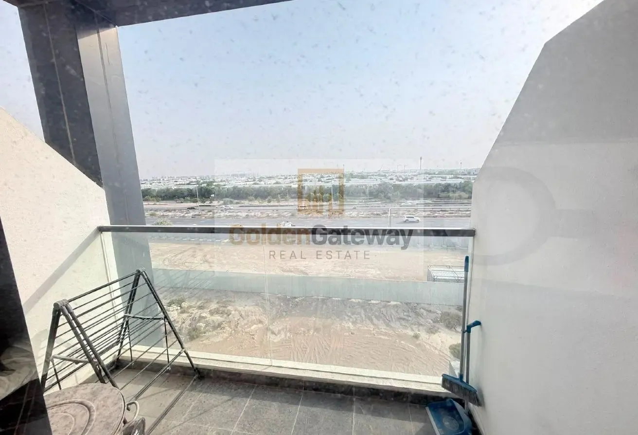 1 Month Free | Luxury Furnished I Move In Now |