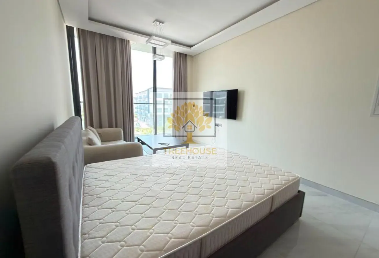 FULLY FURNISHED | 12 CHEQUES | WELL MAINTAINED