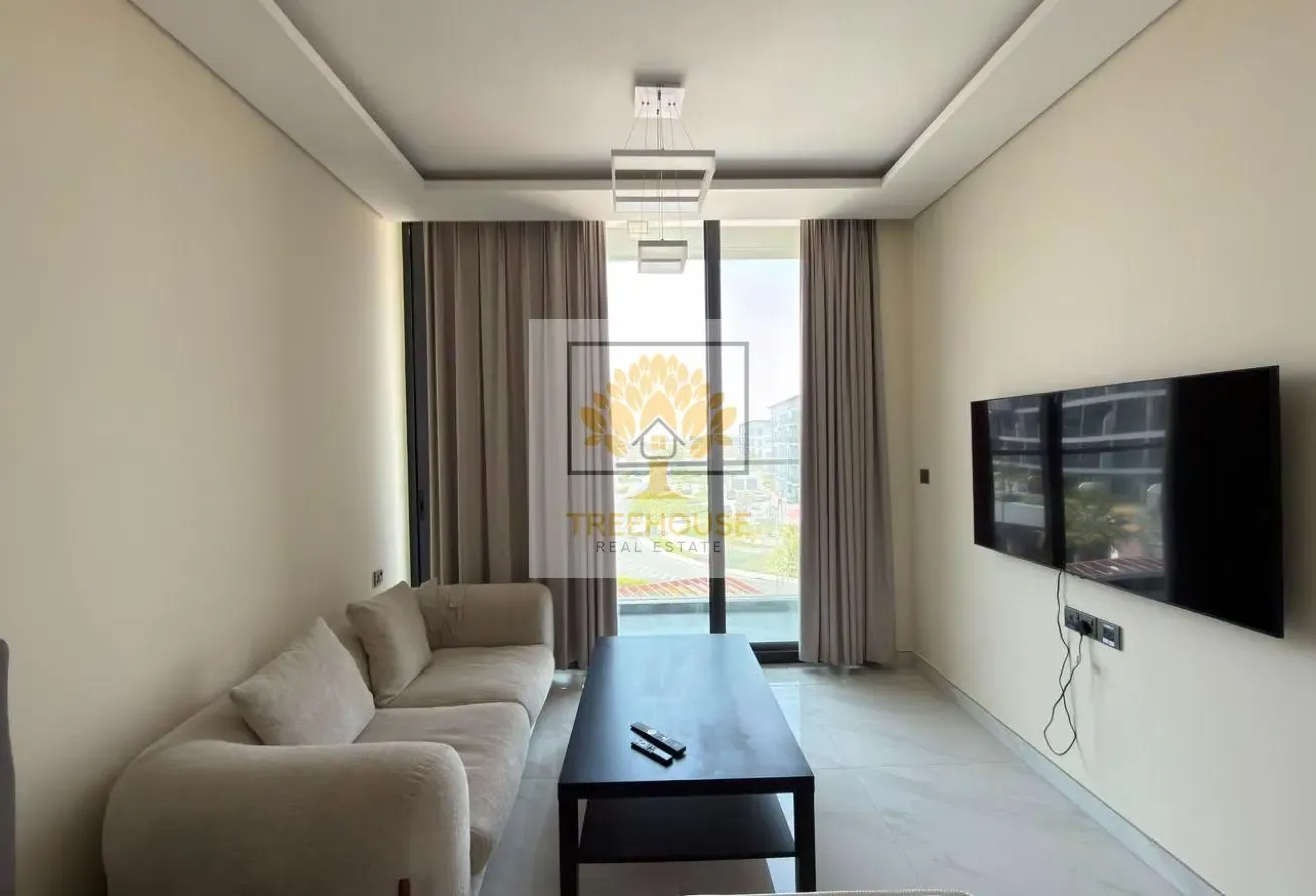 FULLY FURNISHED | 12 CHEQUES | WELL MAINTAINED