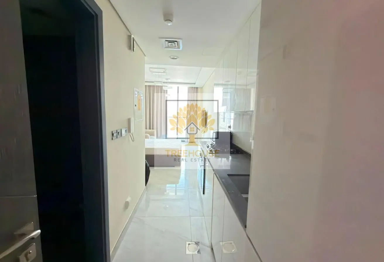 FULLY FURNISHED | 12 CHEQUES | WELL MAINTAINED