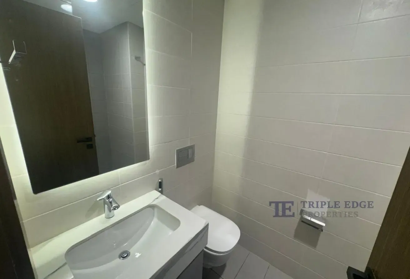 Semi Furnished | Pool View | Multiple Cheques