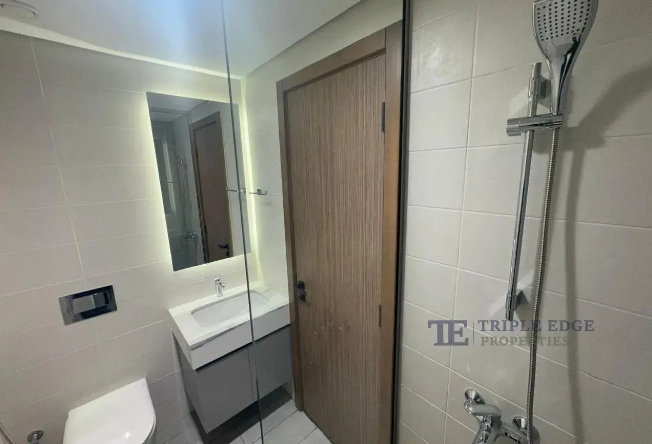 Semi Furnished | Pool View | Multiple Cheques