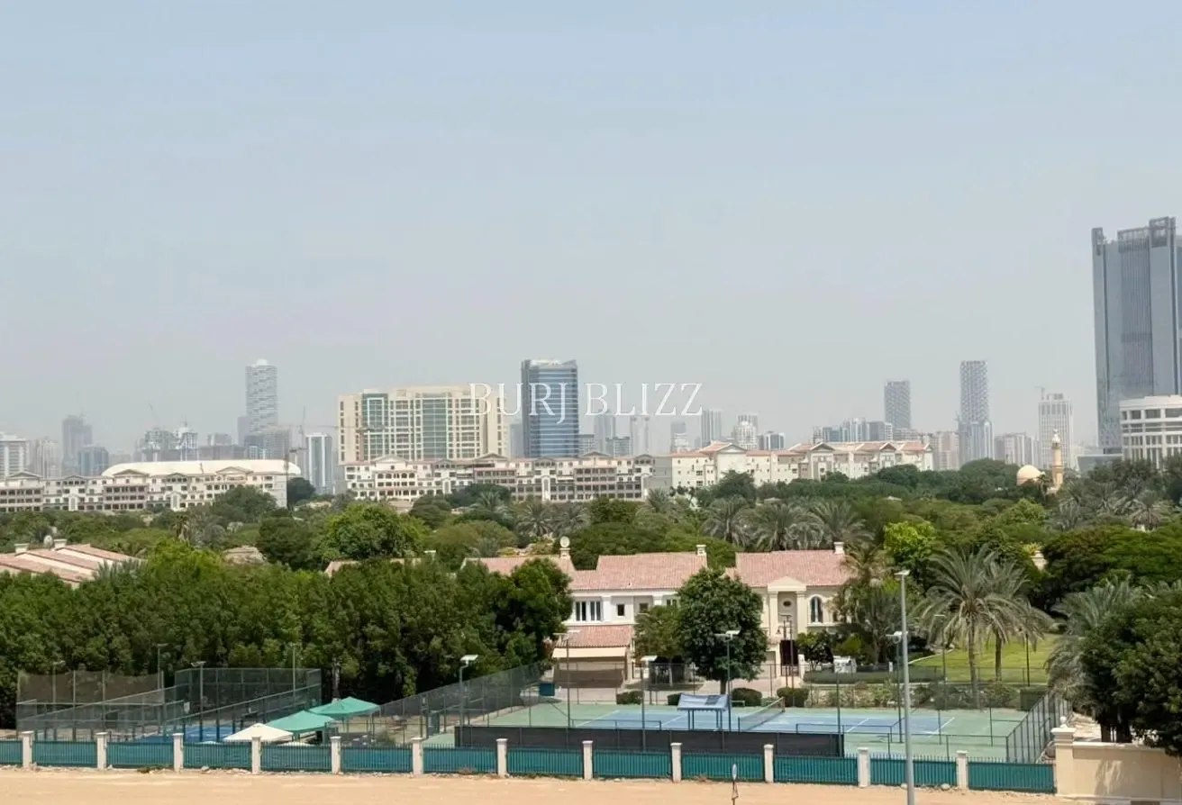 Brand New Studio | Bright Layout | Community View